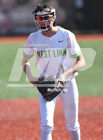 Thumbnail 1 in West Linn @ Jesuit photogallery.