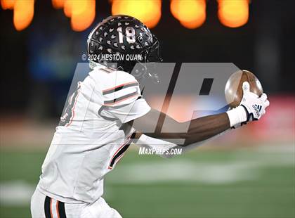 Thumbnail 2 in Central vs. Edison (CIF State D1A Final) photogallery.