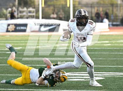 Thumbnail 3 in Central vs. Edison (CIF State D1A Final) photogallery.