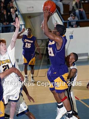 Thumbnail 2 in Lynwood @ Santa Monica (Section Playoffs) photogallery.