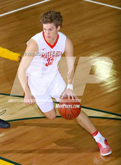Thumbnail 1 in Mater Dei vs. Lynwood (The Classic at Damien) photogallery.
