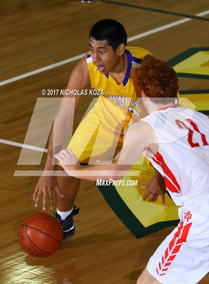 Thumbnail 1 in Mater Dei vs. Lynwood (The Classic at Damien) photogallery.