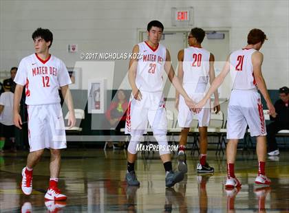 Thumbnail 3 in Mater Dei vs. Lynwood (The Classic at Damien) photogallery.