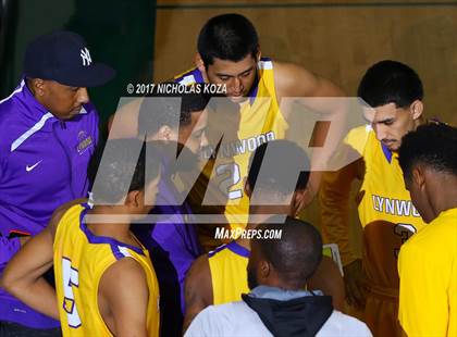 Thumbnail 3 in Mater Dei vs. Lynwood (The Classic at Damien) photogallery.