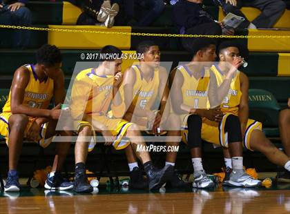 Thumbnail 1 in Mater Dei vs. Lynwood (The Classic at Damien) photogallery.