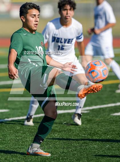Thumbnail 2 in Campo Verde vs. Chandler (Coyote Classic Tournament) photogallery.