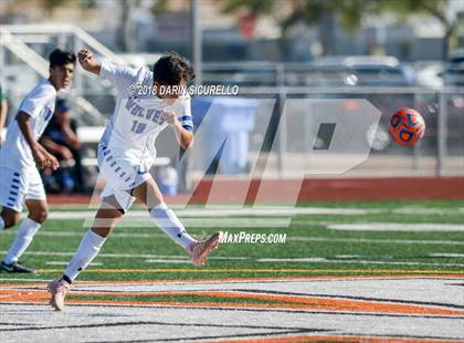 Thumbnail 2 in Campo Verde vs. Chandler (Coyote Classic Tournament) photogallery.