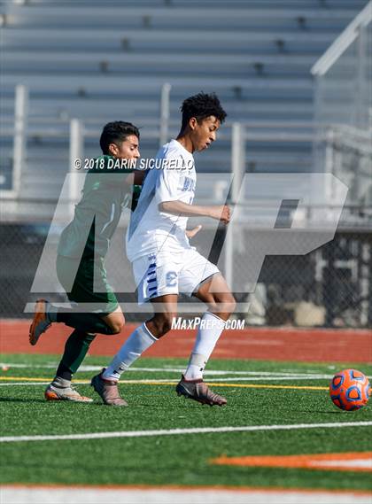 Thumbnail 3 in Campo Verde vs. Chandler (Coyote Classic Tournament) photogallery.