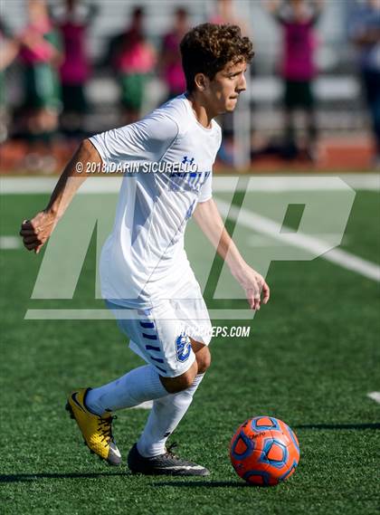 Thumbnail 3 in Campo Verde vs. Chandler (Coyote Classic Tournament) photogallery.