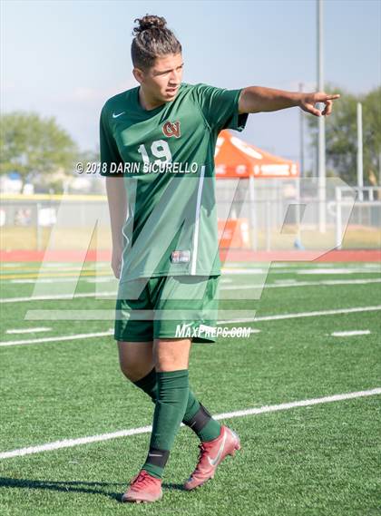 Thumbnail 1 in Campo Verde vs. Chandler (Coyote Classic Tournament) photogallery.