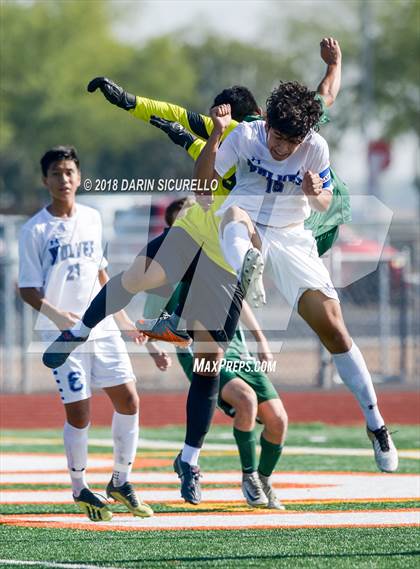Thumbnail 3 in Campo Verde vs. Chandler (Coyote Classic Tournament) photogallery.