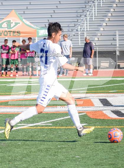 Thumbnail 2 in Campo Verde vs. Chandler (Coyote Classic Tournament) photogallery.