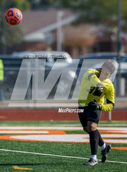 Thumbnail 2 in Campo Verde vs. Chandler (Coyote Classic Tournament) photogallery.