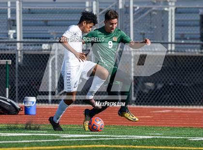 Thumbnail 2 in Campo Verde vs. Chandler (Coyote Classic Tournament) photogallery.