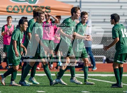 Thumbnail 2 in Campo Verde vs. Chandler (Coyote Classic Tournament) photogallery.