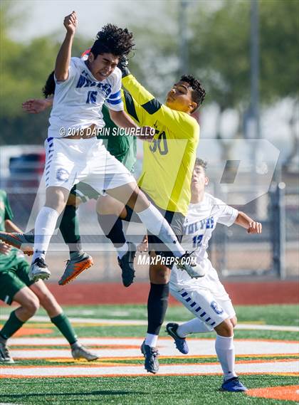Thumbnail 2 in Campo Verde vs. Chandler (Coyote Classic Tournament) photogallery.