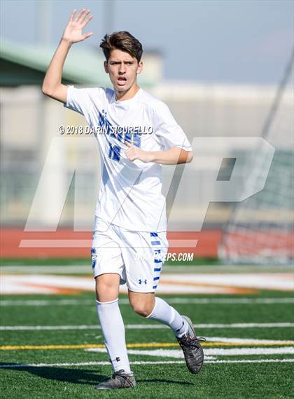 Thumbnail 2 in Campo Verde vs. Chandler (Coyote Classic Tournament) photogallery.