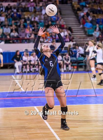 Thumbnail 2 in Cherokee Trail vs. Highlands Ranch (CHSAA 5A Playoff) photogallery.