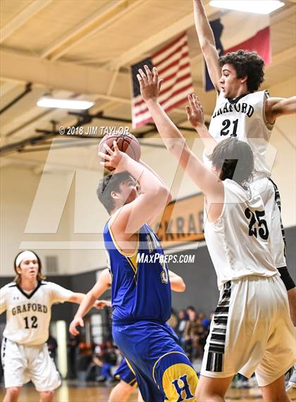 Thumbnail 2 in Huckabay @ Graford photogallery.