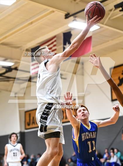 Thumbnail 2 in Huckabay @ Graford photogallery.