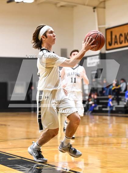 Thumbnail 2 in Huckabay @ Graford photogallery.