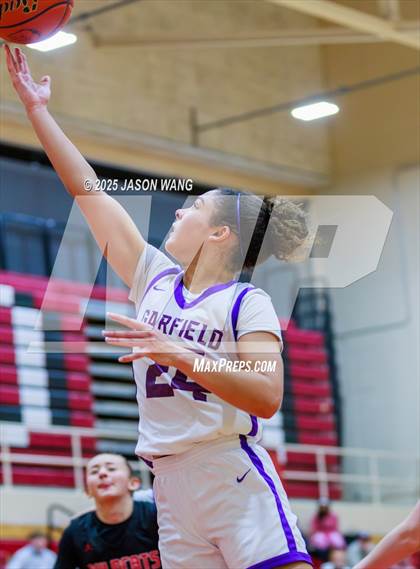 Thumbnail 3 in Garfield vs. Mount Si photogallery.