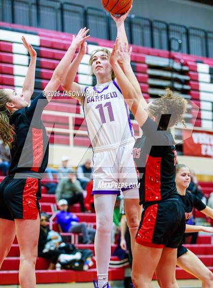 Thumbnail 3 in Garfield vs. Mount Si photogallery.