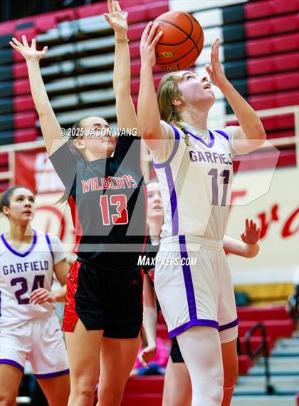Thumbnail 2 in Garfield vs. Mount Si photogallery.