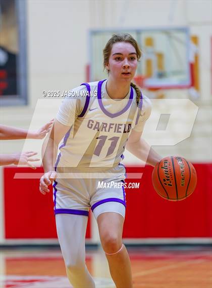Thumbnail 3 in Garfield vs. Mount Si photogallery.