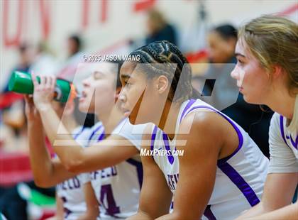 Thumbnail 1 in Garfield vs. Mount Si photogallery.