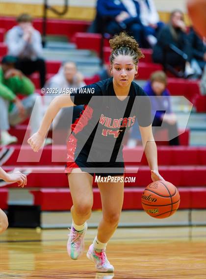 Thumbnail 2 in Garfield vs. Mount Si photogallery.
