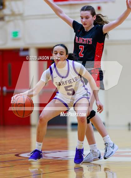 Thumbnail 2 in Garfield vs. Mount Si photogallery.