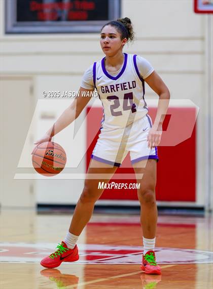 Thumbnail 3 in Garfield vs. Mount Si photogallery.