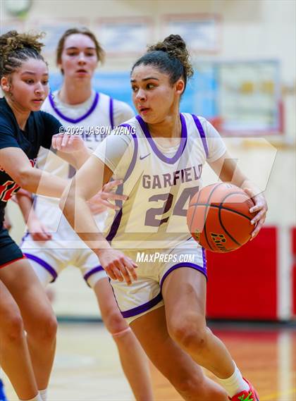 Thumbnail 1 in Garfield vs. Mount Si photogallery.