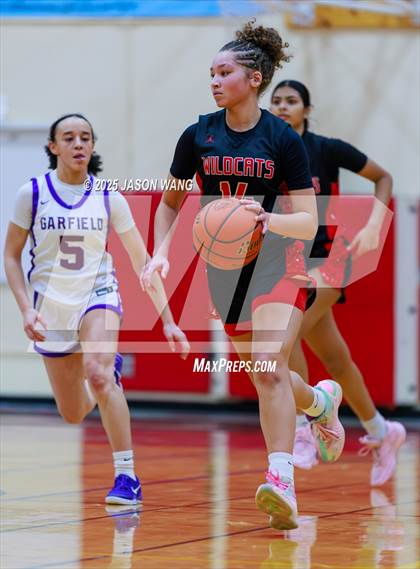 Thumbnail 1 in Garfield vs. Mount Si photogallery.