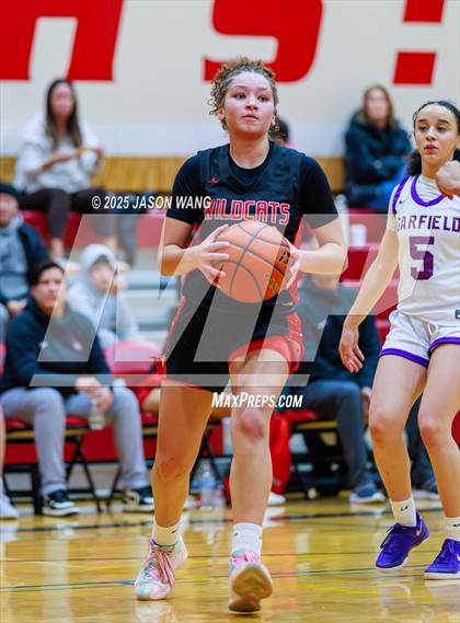 Thumbnail 1 in Garfield vs. Mount Si photogallery.