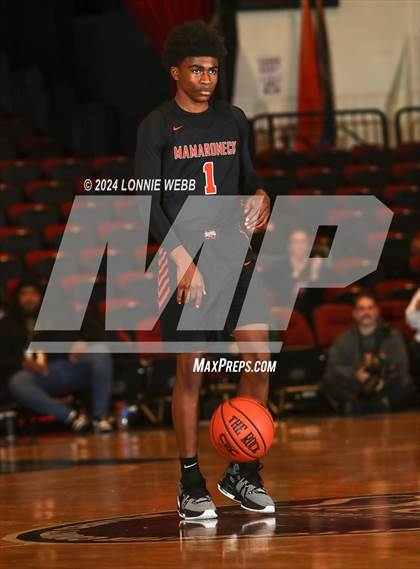 Thumbnail 1 in Yorktown vs. Mamaroneck (Slam Dunk Showcase) photogallery.