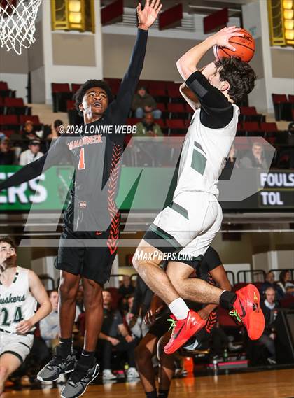 Thumbnail 2 in Yorktown vs. Mamaroneck (Slam Dunk Showcase) photogallery.