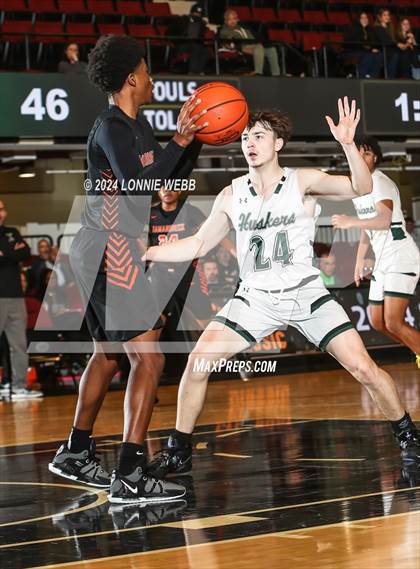 Thumbnail 2 in Yorktown vs. Mamaroneck (Slam Dunk Showcase) photogallery.