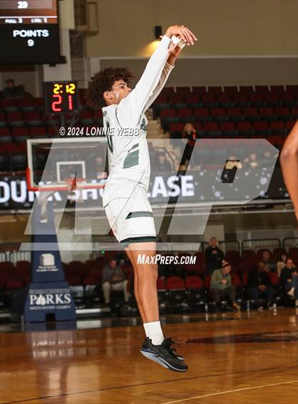 Thumbnail 1 in Yorktown vs. Mamaroneck (Slam Dunk Showcase) photogallery.