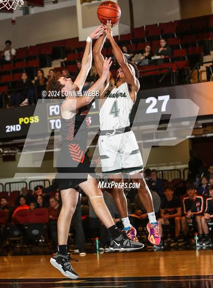 Thumbnail 1 in Yorktown vs. Mamaroneck (Slam Dunk Showcase) photogallery.
