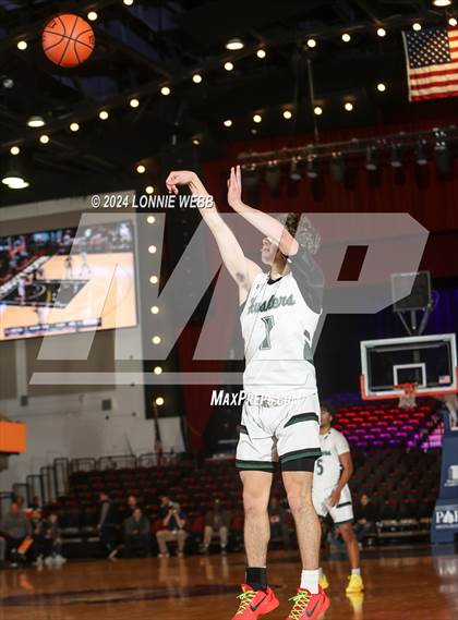 Thumbnail 2 in Yorktown vs. Mamaroneck (Slam Dunk Showcase) photogallery.