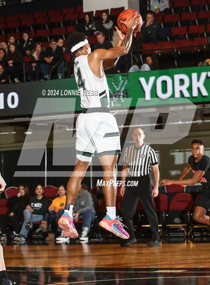 Thumbnail 1 in Yorktown vs. Mamaroneck (Slam Dunk Showcase) photogallery.