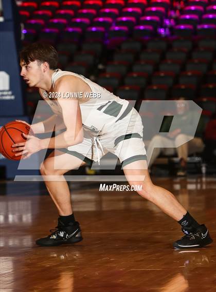 Thumbnail 1 in Yorktown vs. Mamaroneck (Slam Dunk Showcase) photogallery.