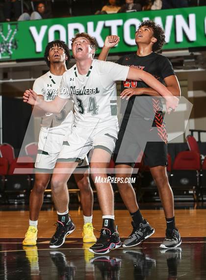 Thumbnail 2 in Yorktown vs. Mamaroneck (Slam Dunk Showcase) photogallery.