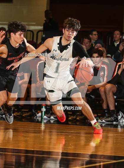 Thumbnail 1 in Yorktown vs. Mamaroneck (Slam Dunk Showcase) photogallery.