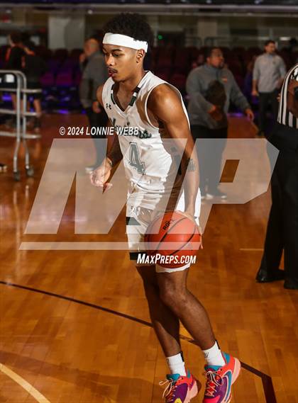 Thumbnail 3 in Yorktown vs. Mamaroneck (Slam Dunk Showcase) photogallery.