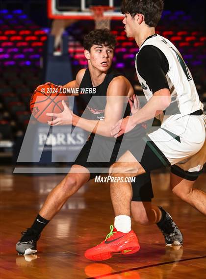 Thumbnail 3 in Yorktown vs. Mamaroneck (Slam Dunk Showcase) photogallery.