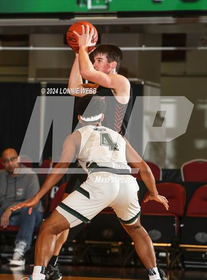 Thumbnail 2 in Yorktown vs. Mamaroneck (Slam Dunk Showcase) photogallery.