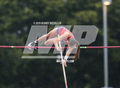 Thumbnail 2 in CIF Central Section Masters Track & Field Championship photogallery.